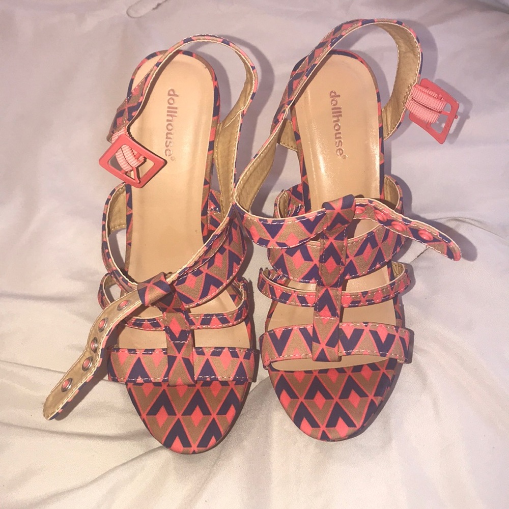 Tricolor Dollhouse Women Platforms